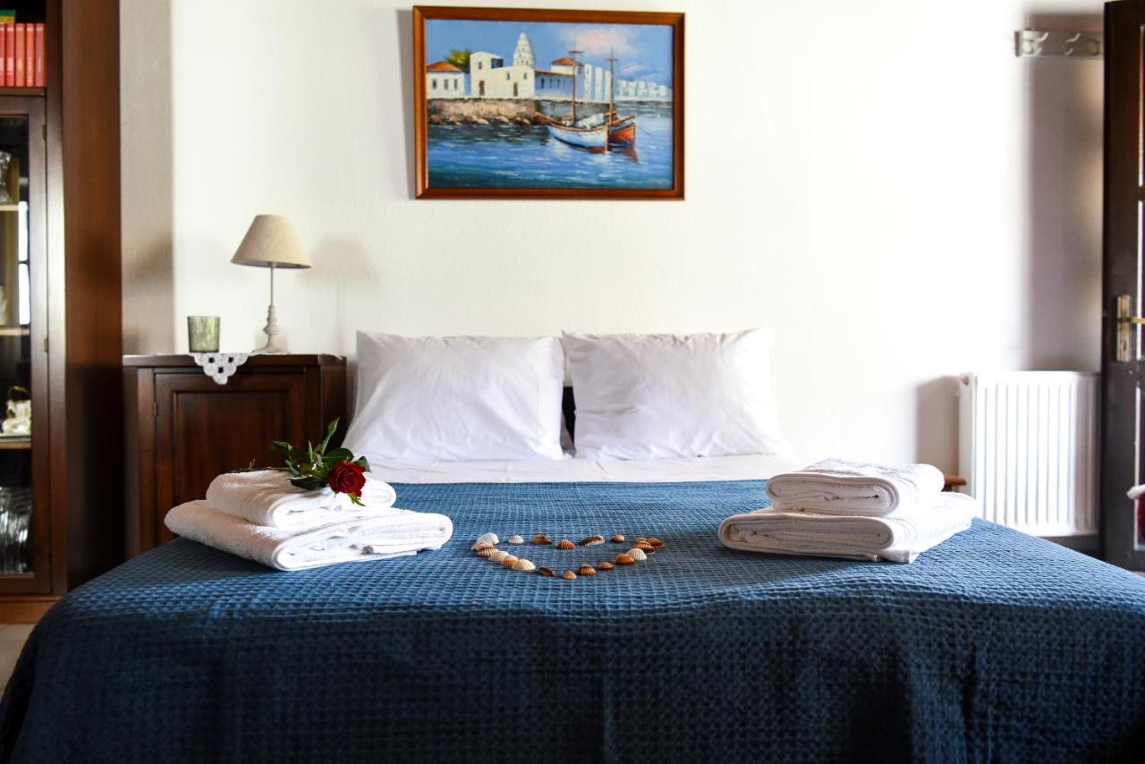 Blue Nest Apartment Skiathos Town Exterior photo